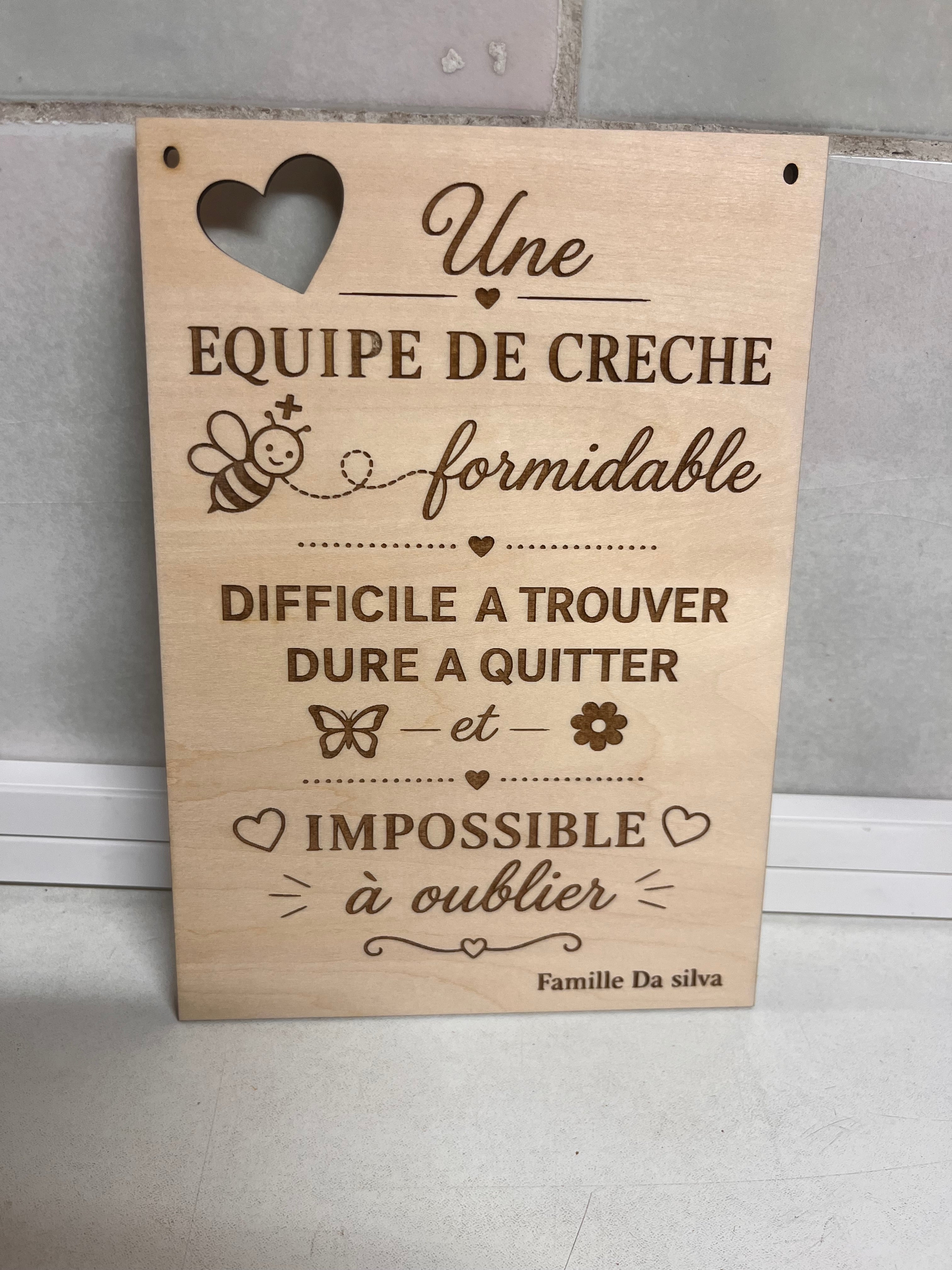 Plaque en bois personnalisée Equipe de crèche – Cadeau de fin d'année pour crèche, assistante maternelle